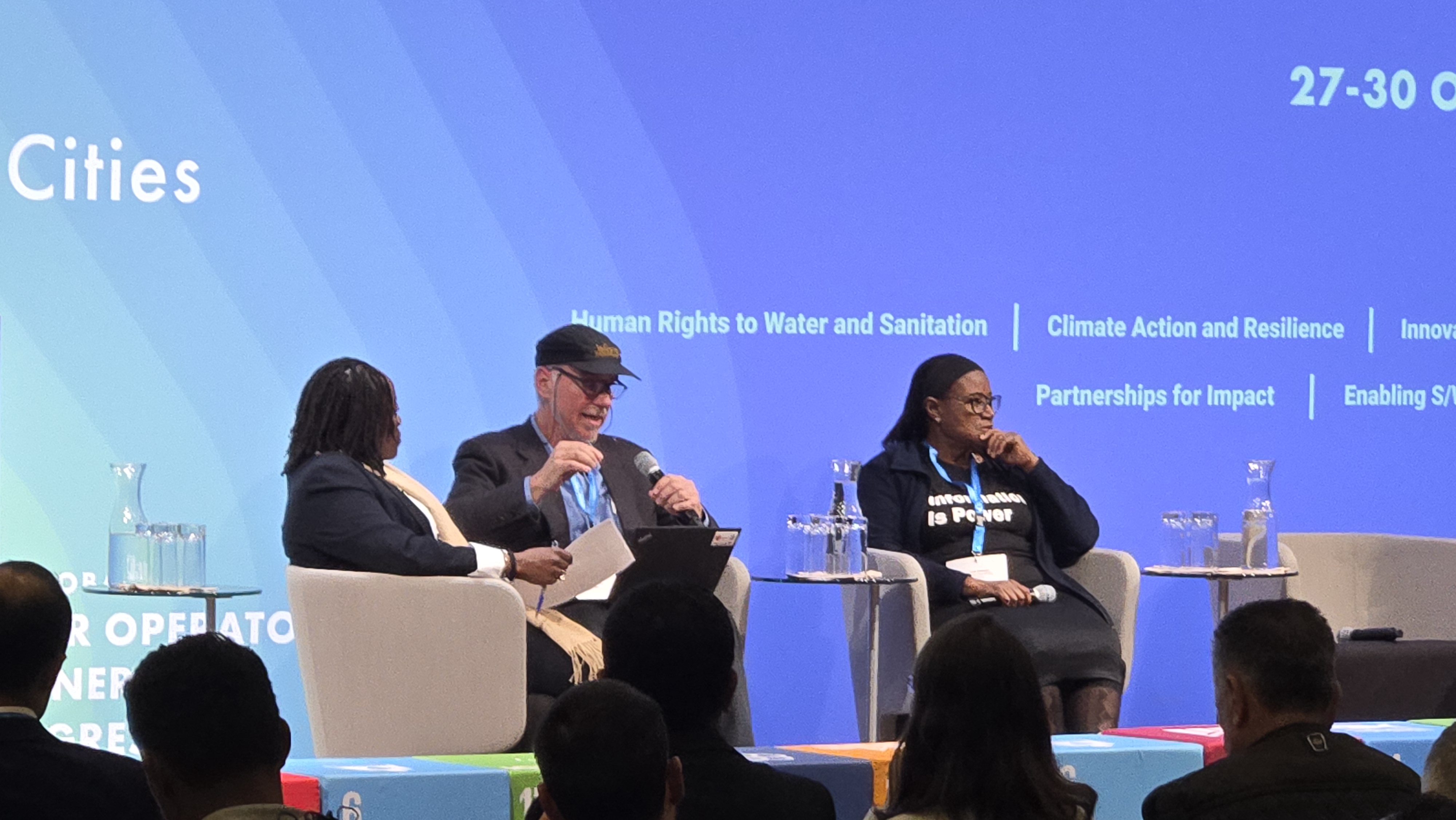 PSI was represented by David Boys, PSI Deputy General Secretary, on the Congress closing panel.